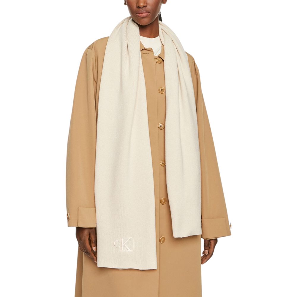 Calvin Klein Cream Polyester Scarf - Genbrugsmateriale