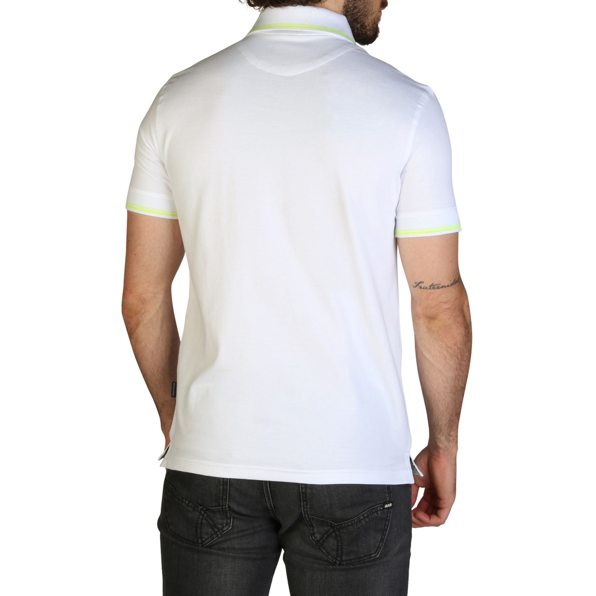 Aquascutum