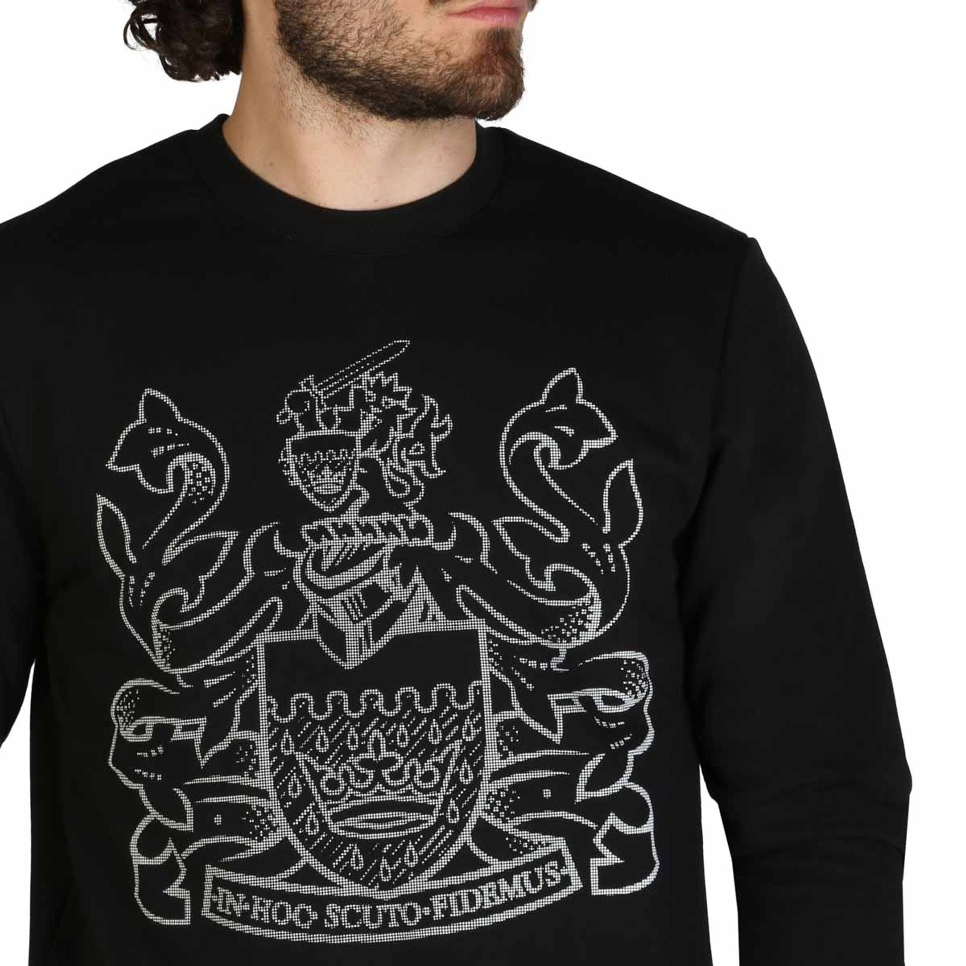 Aquascutum